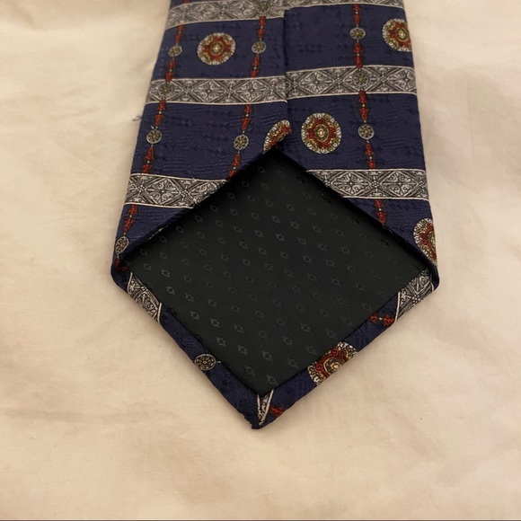 Bundle 3 ties for $10 - any ties -
Arden Cravats Necktie - Picture 4 of 5